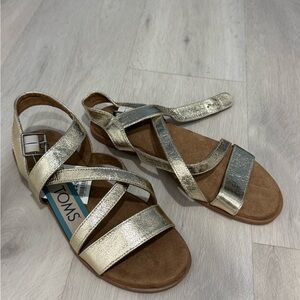 TOMS Metallic Gold Women's Sandals